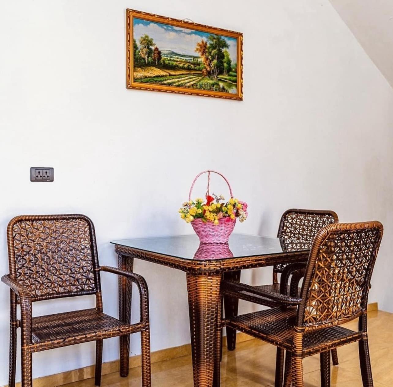 Hotel Liza Батуми Екстериор снимка